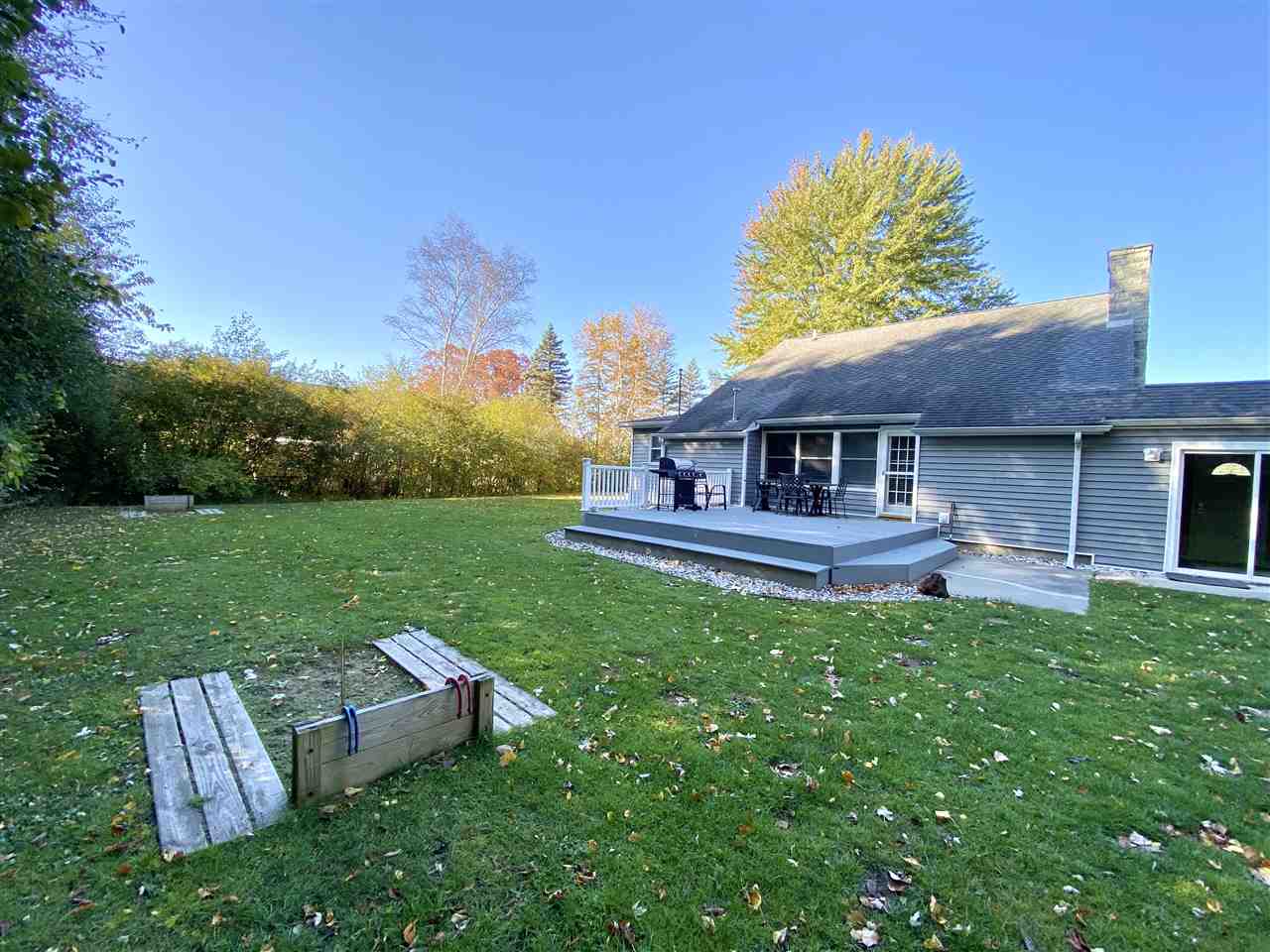8903 Bell Road Birch Run, MI 48415 - Photo 19 of 67 50026753-18.JPG