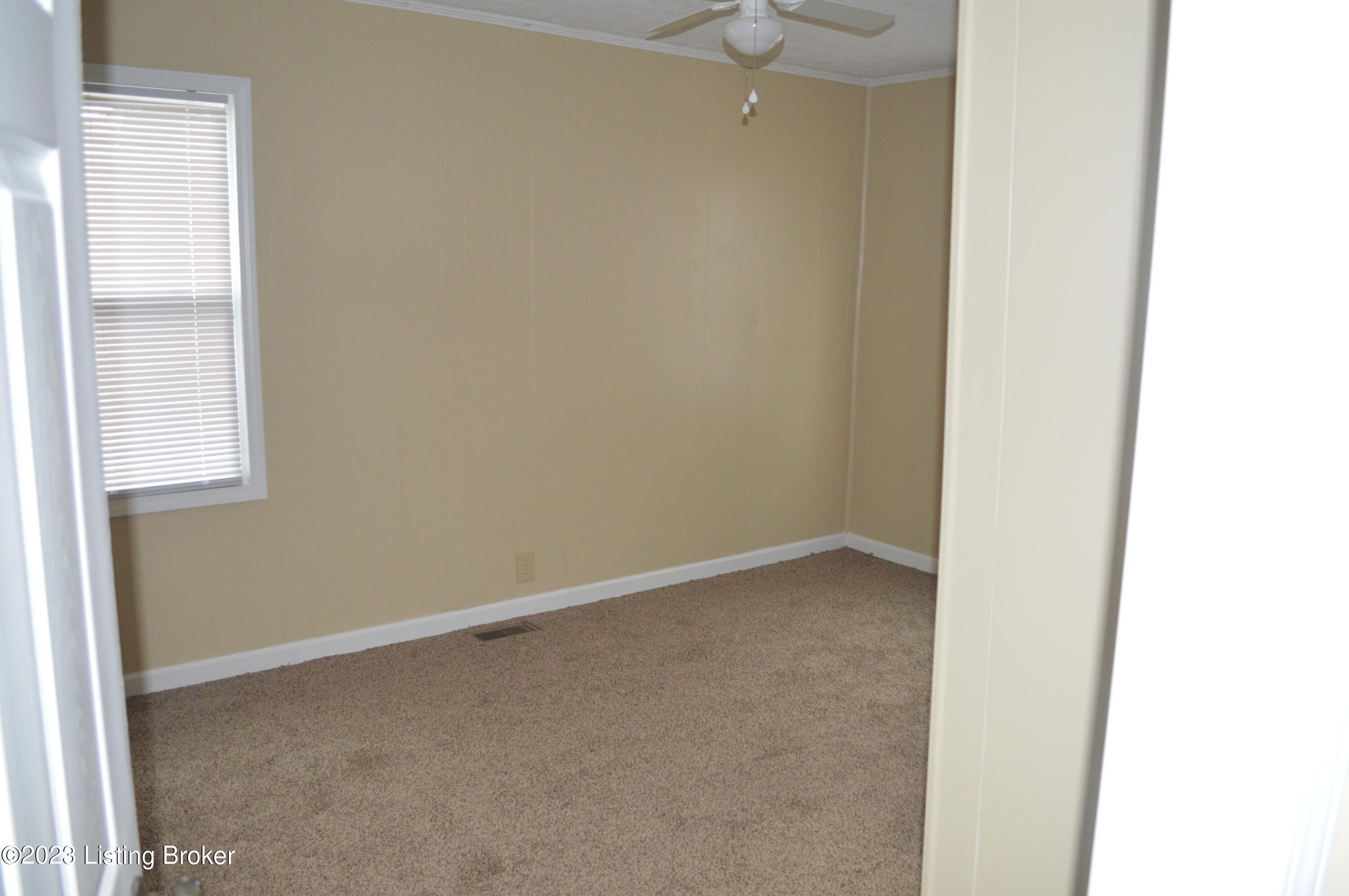 82 Greenbriar Road Milton, KY 40045 - Photo 16 of 21 DSC_0312