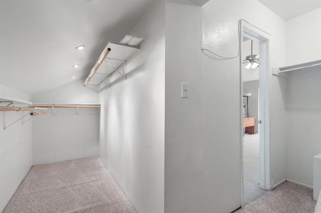 4533 North O'Connor Road, Unit 2208 Irving, TX 75062 - Photo 25 of 28 a view of small space