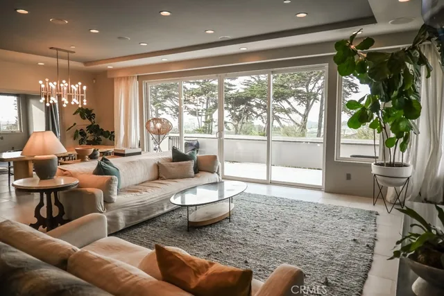 $1,999,000 | 3020 Ironwood Avenue, Morro Bay, CA 93442