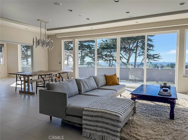 $1,999,000 | 3020 Ironwood Avenue, Morro Bay, CA 93442