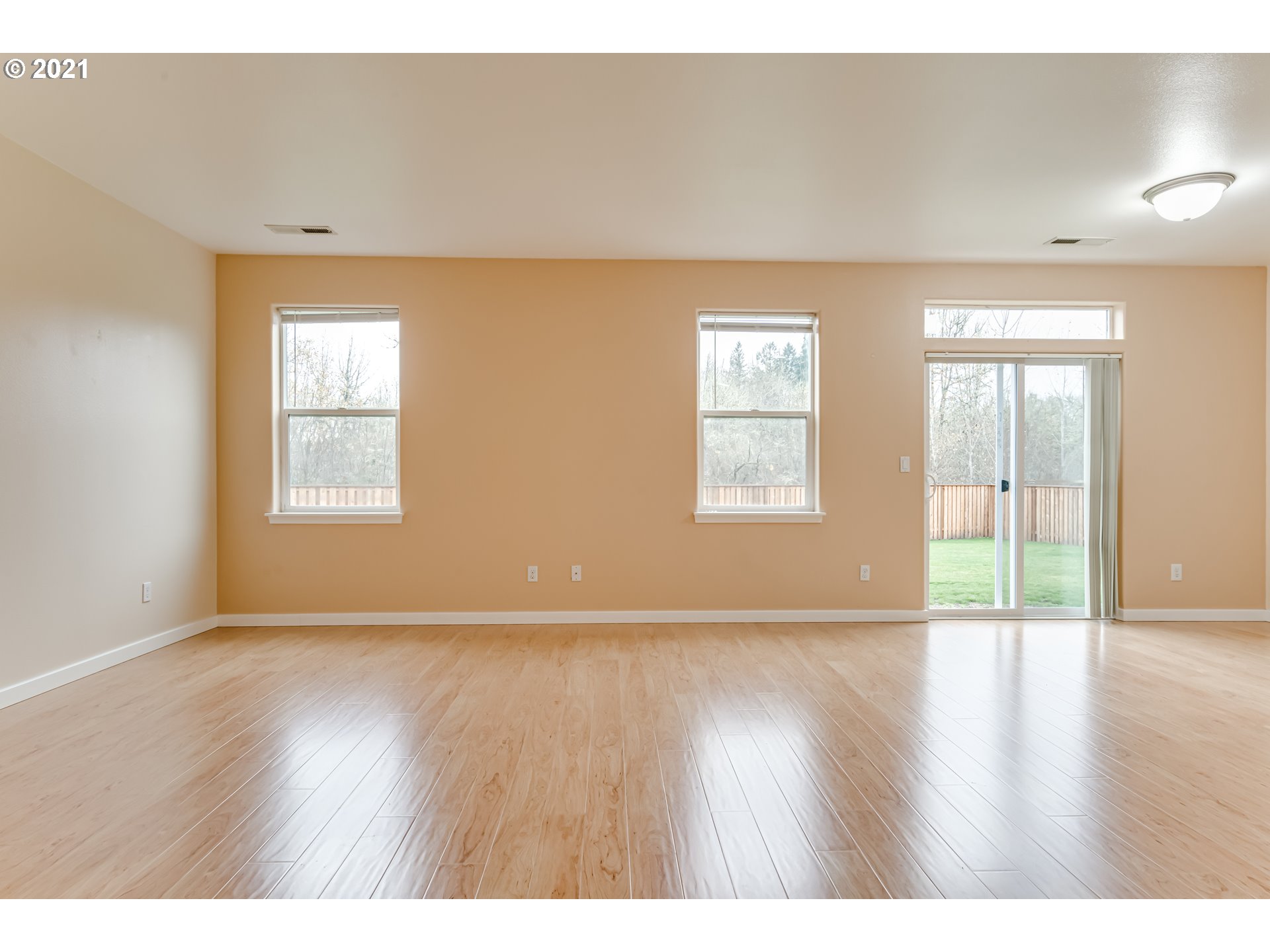 5753 Orchid Lane Springfield, OR 97478 - Photo 19 of 32 Gallery Image 19