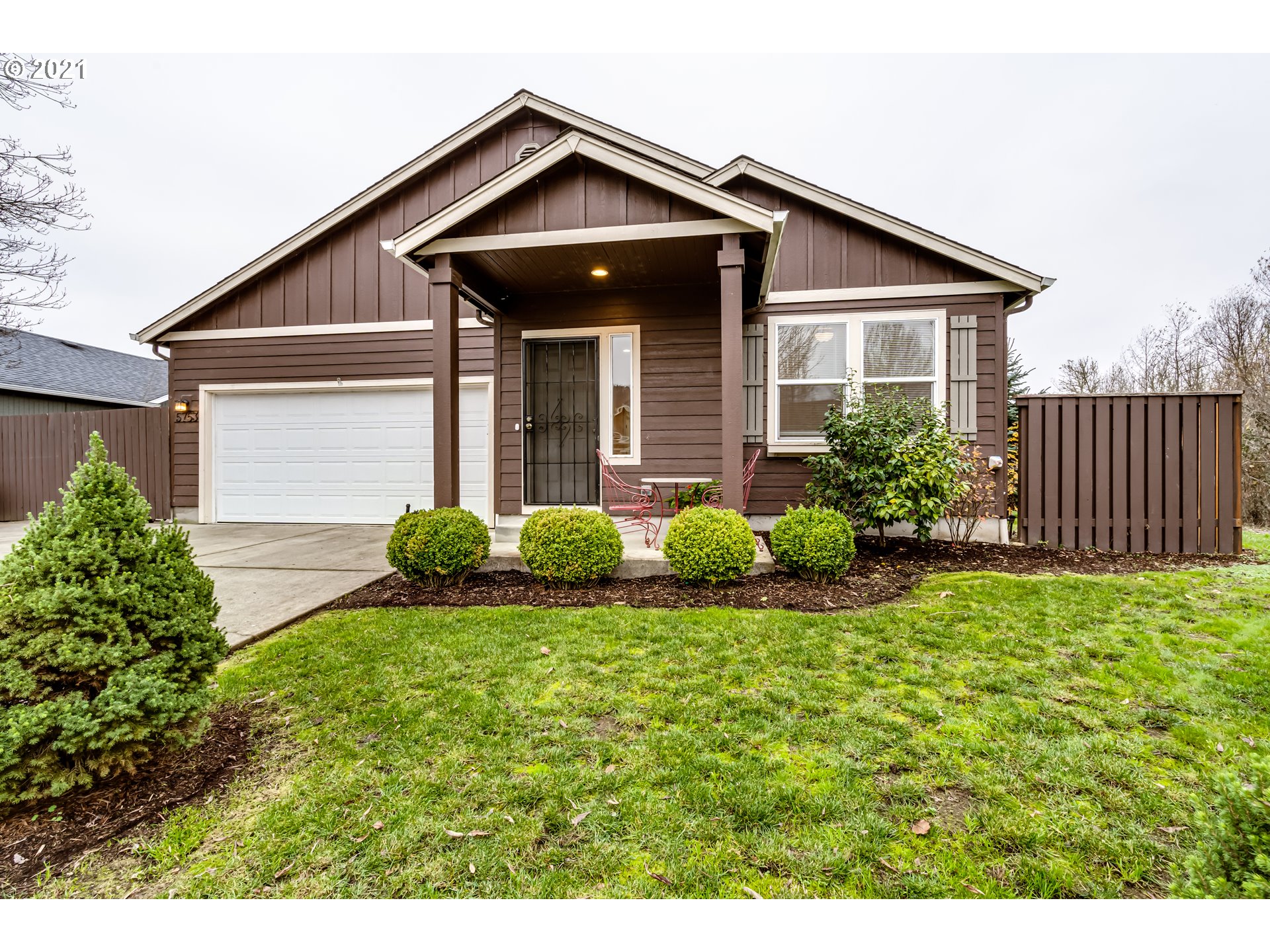 5753 Orchid Lane Springfield, OR 97478 - Photo 3 of 32 Gallery Image 3