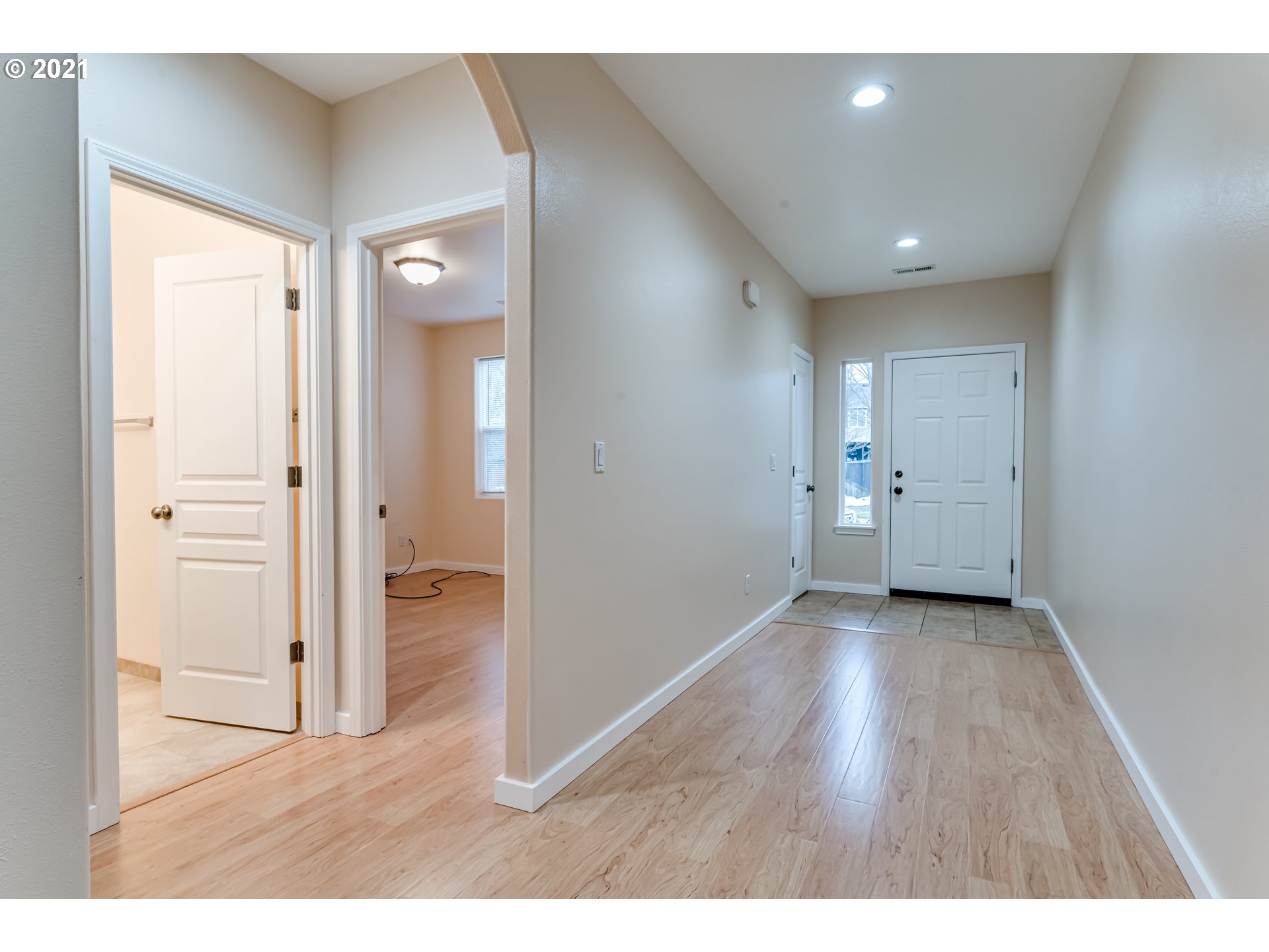 5753 Orchid Lane Springfield, OR 97478 - Photo 6 of 32 Gallery Image 6