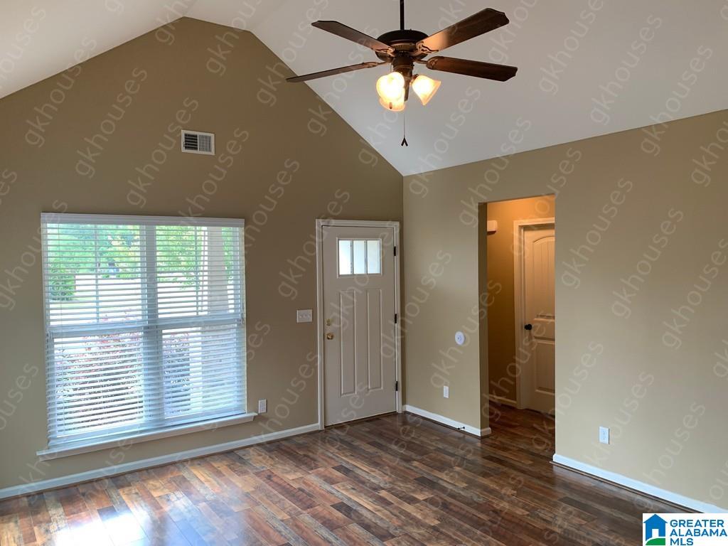 201 Hampton Drive Calera, AL 35040 - Photo 6 of 12