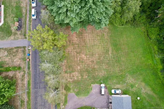 view of outdoor space and yard