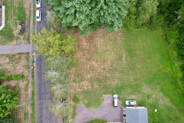 view of outdoor space and yard