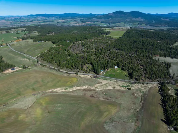 $850,000 | 1283 Bear Creek Road, Princeton, ID 83857