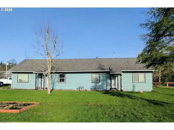 $465,000 | 221-231 Southwest 2nd Street, Warrenton, OR 97146