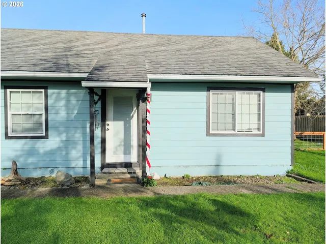 $465,000 | 221-231 Southwest 2nd Street, Warrenton, OR 97146
