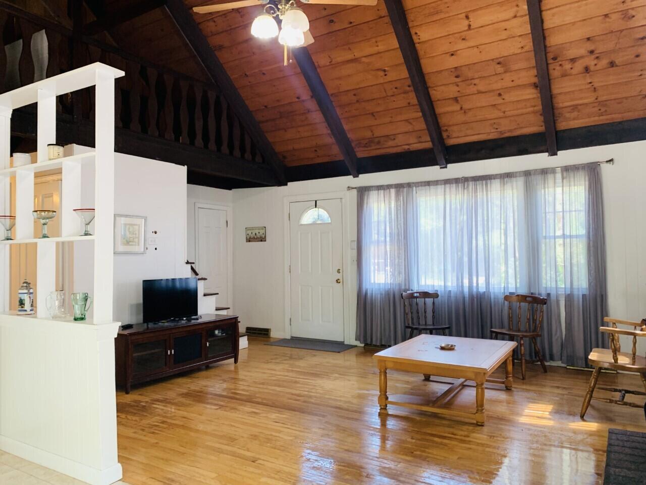 46 Williams Avenue Pocasset, MA 02559 - Photo 5 of 26 a living room with furniture