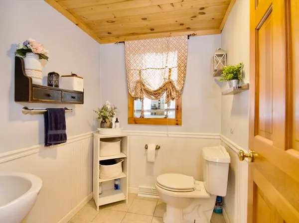 $469,900 | 440 Chauncey Walker Street, Belchertown, MA 01007