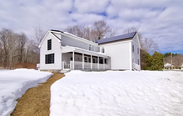 $469,900 | 440 Chauncey Walker Street, Belchertown, MA 01007