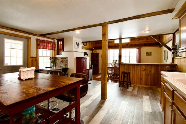 $469,900 | 440 Chauncey Walker Street, Belchertown, MA 01007