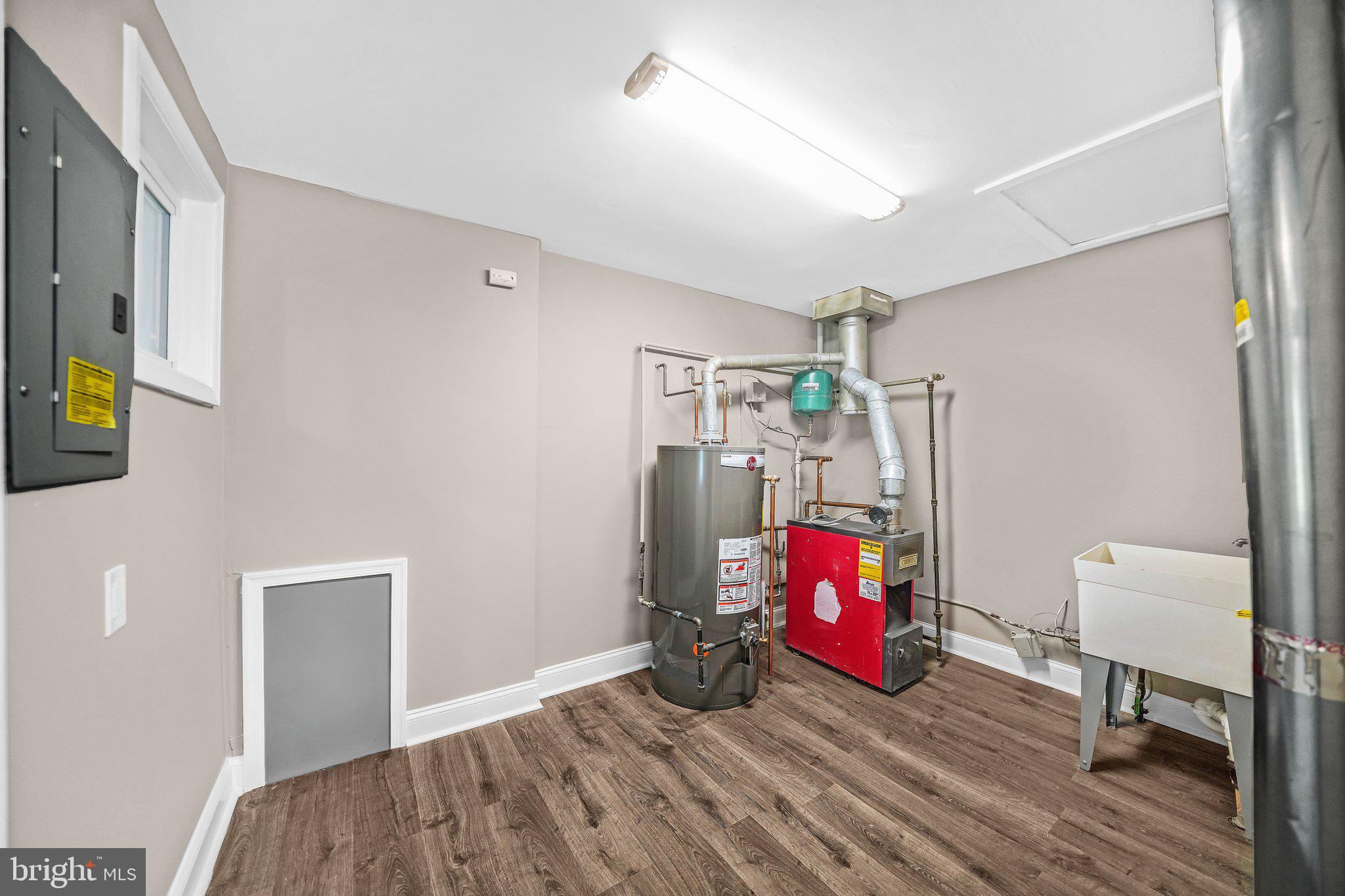 1448 Thomson Road Abington, PA 19001 - Photo 25 of 30 Gallery Image 25