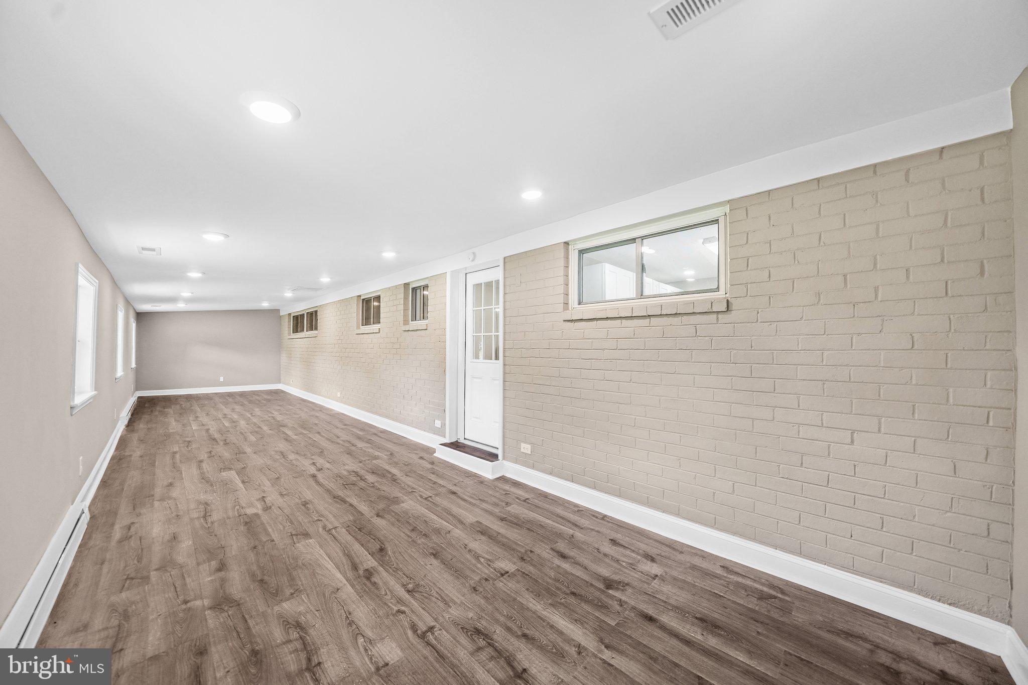 1448 Thomson Road Abington, PA 19001 - Photo 27 of 30 Gallery Image 27