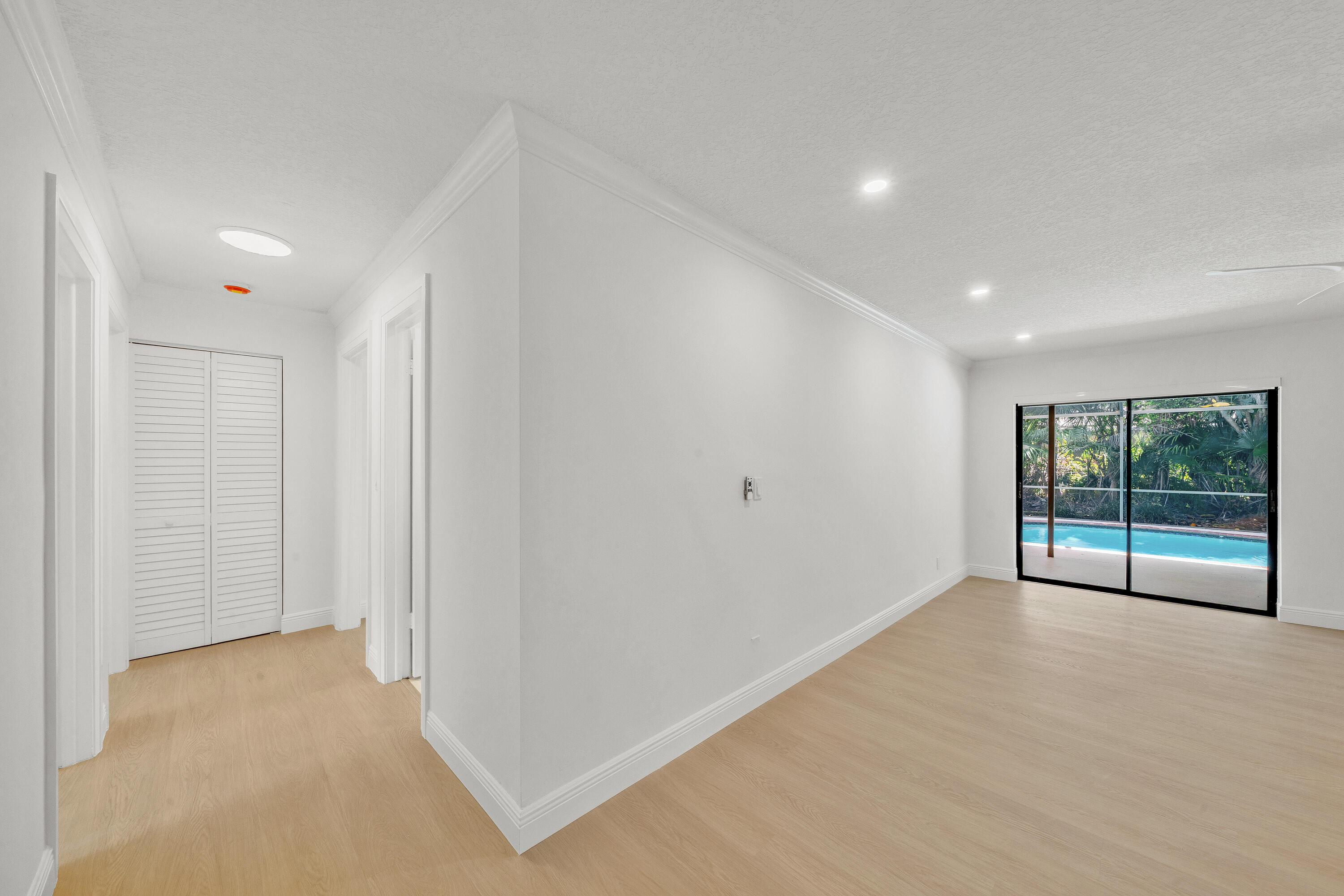 4854 Acorn Drive Boca Raton, FL 33487 - Photo 25 of 74 6 Family Area (3)