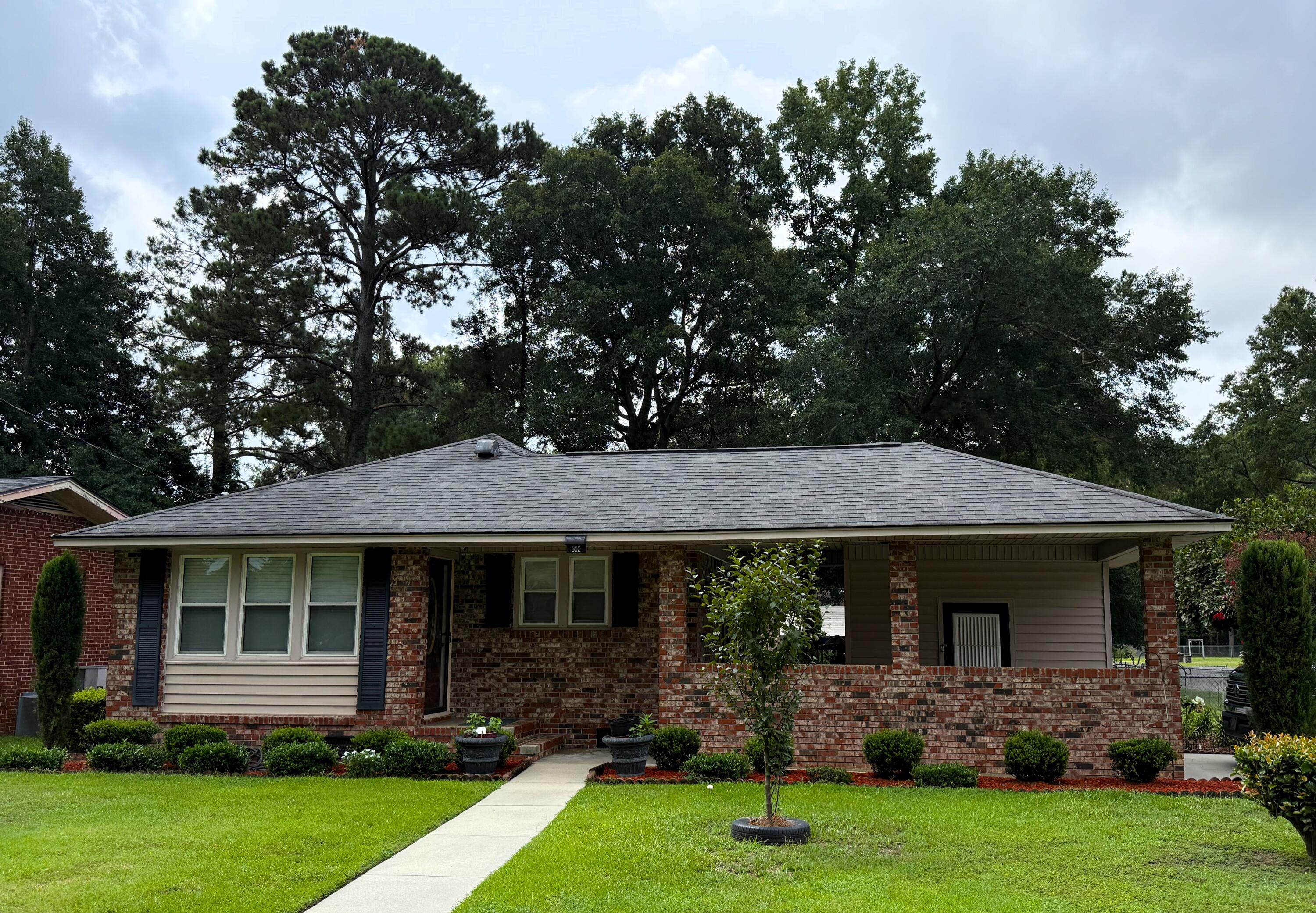 302 Lee Street Sumter, SC 29150 - Photo 3 of 25 3