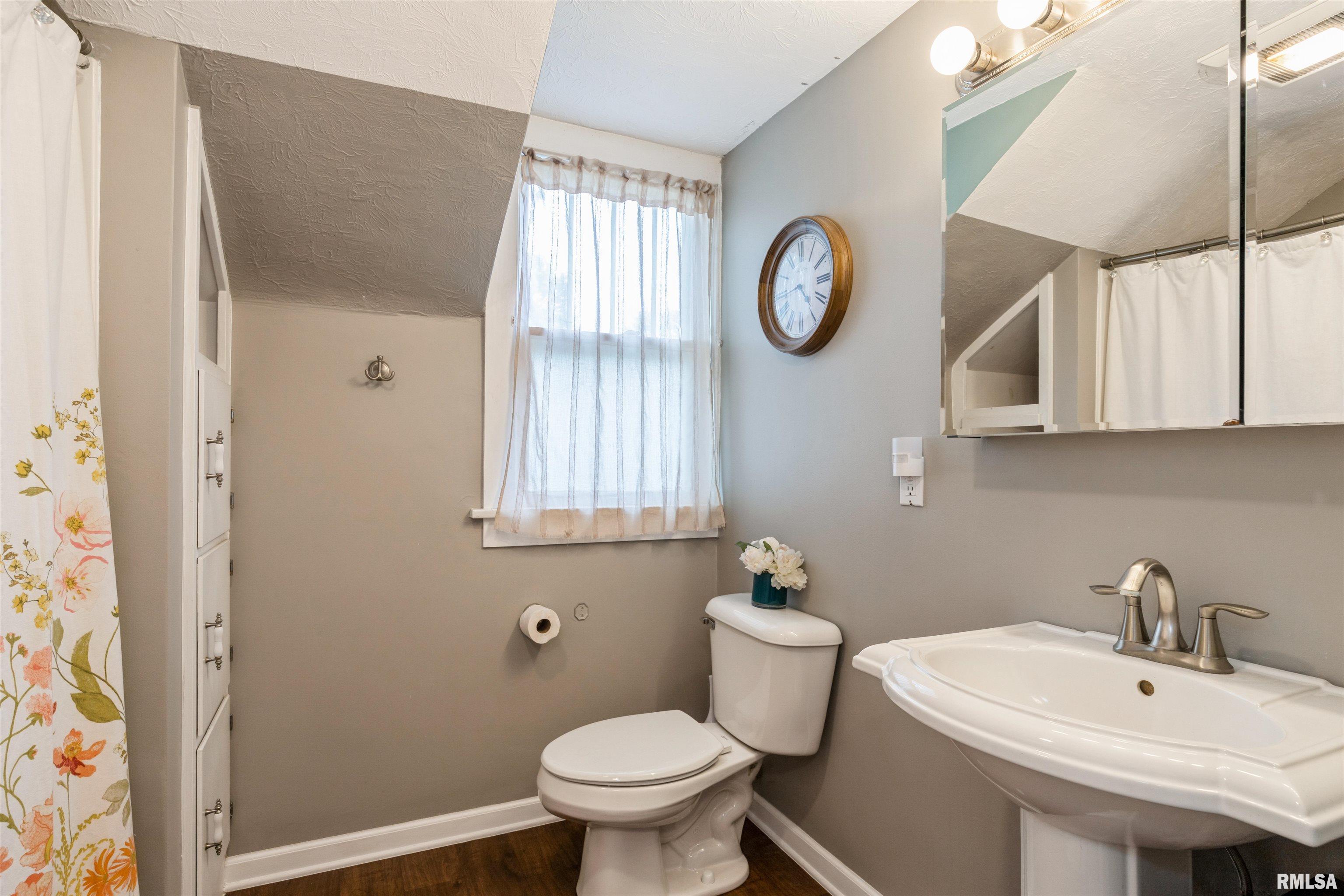 222 South Ridge Street Cambridge, IL 61238 - Photo 13 of 21 Gallery Image 13