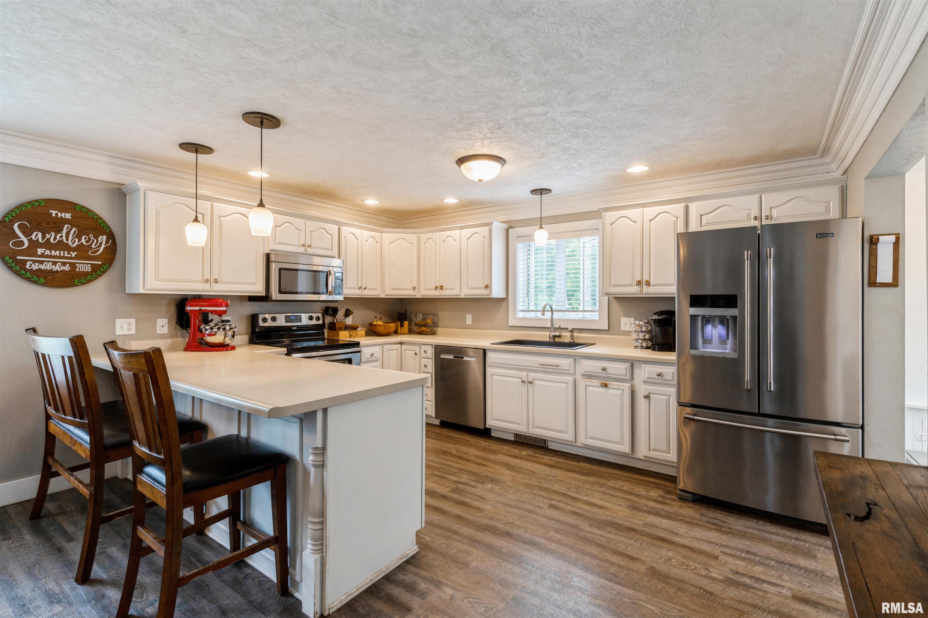 222 South Ridge Street Cambridge, IL 61238 - Photo 6 of 21 Gallery Image 6