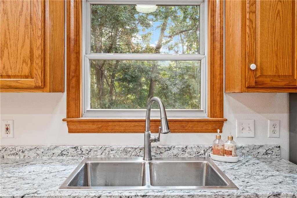 1024 Grace Lane Boonville, MO 65233 - Photo 15 of 45