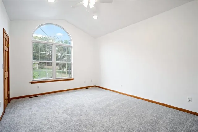 $375,000 | 1024 Grace Lane, Boonville, MO 65233