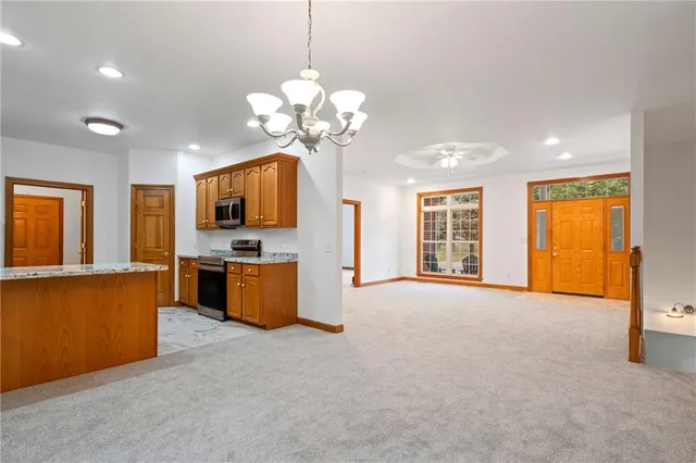 $375,000 | 1024 Grace Lane, Boonville, MO 65233