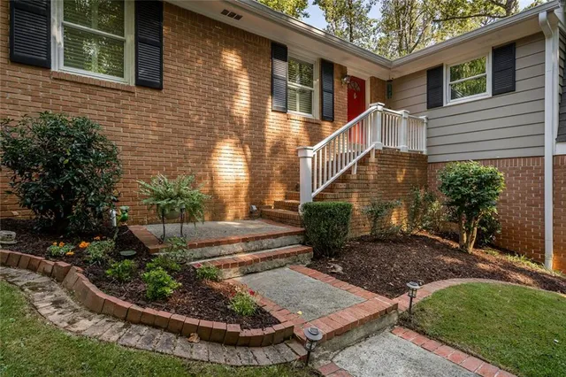 $600,000 | 1460 Valley View Road, Dunwoody, GA 30338