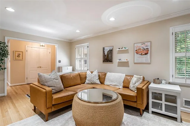 $600,000 | 1460 Valley View Road, Dunwoody, GA 30338