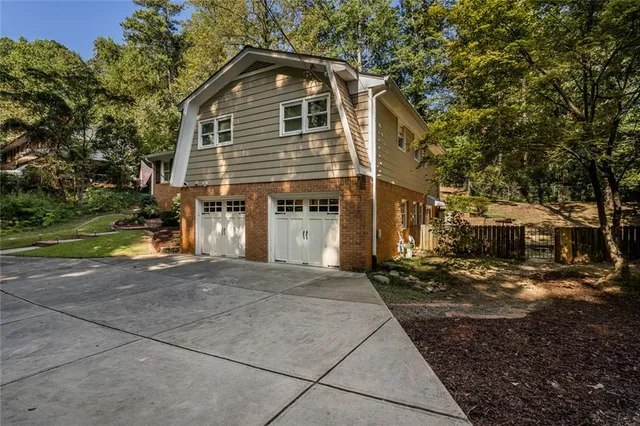 $600,000 | 1460 Valley View Road, Dunwoody, GA 30338