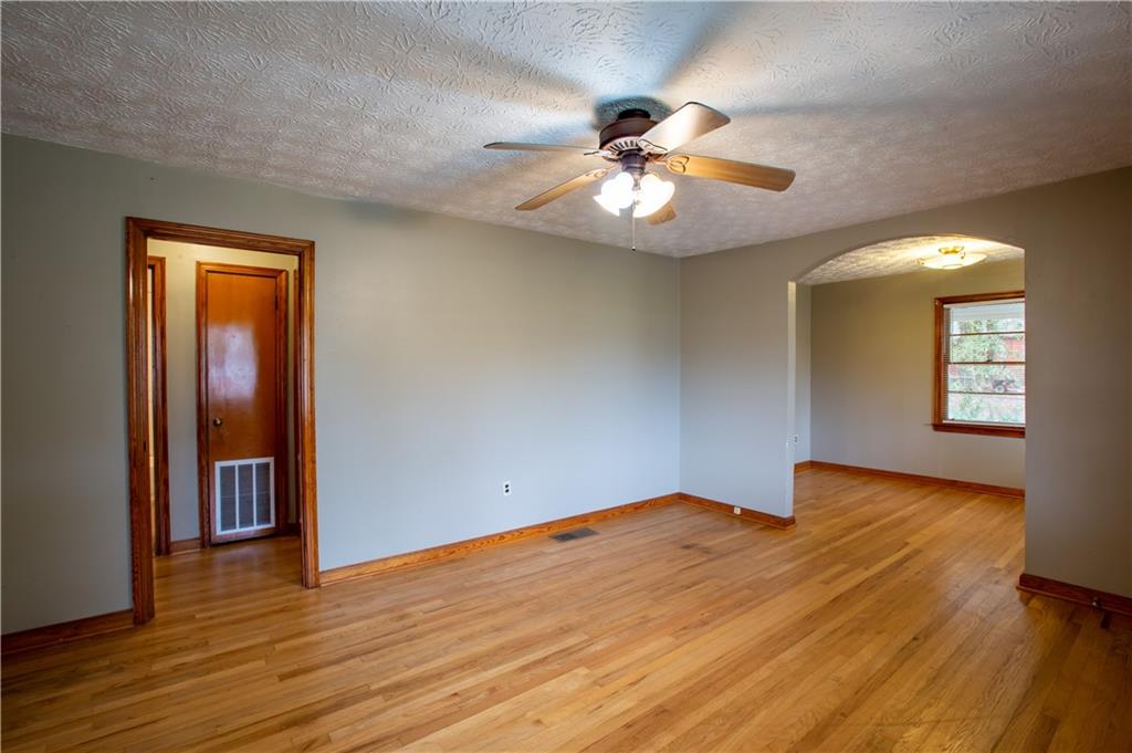 133 Nelson Street, Unit B Monroe, GA 30655 - Photo 6 of 21