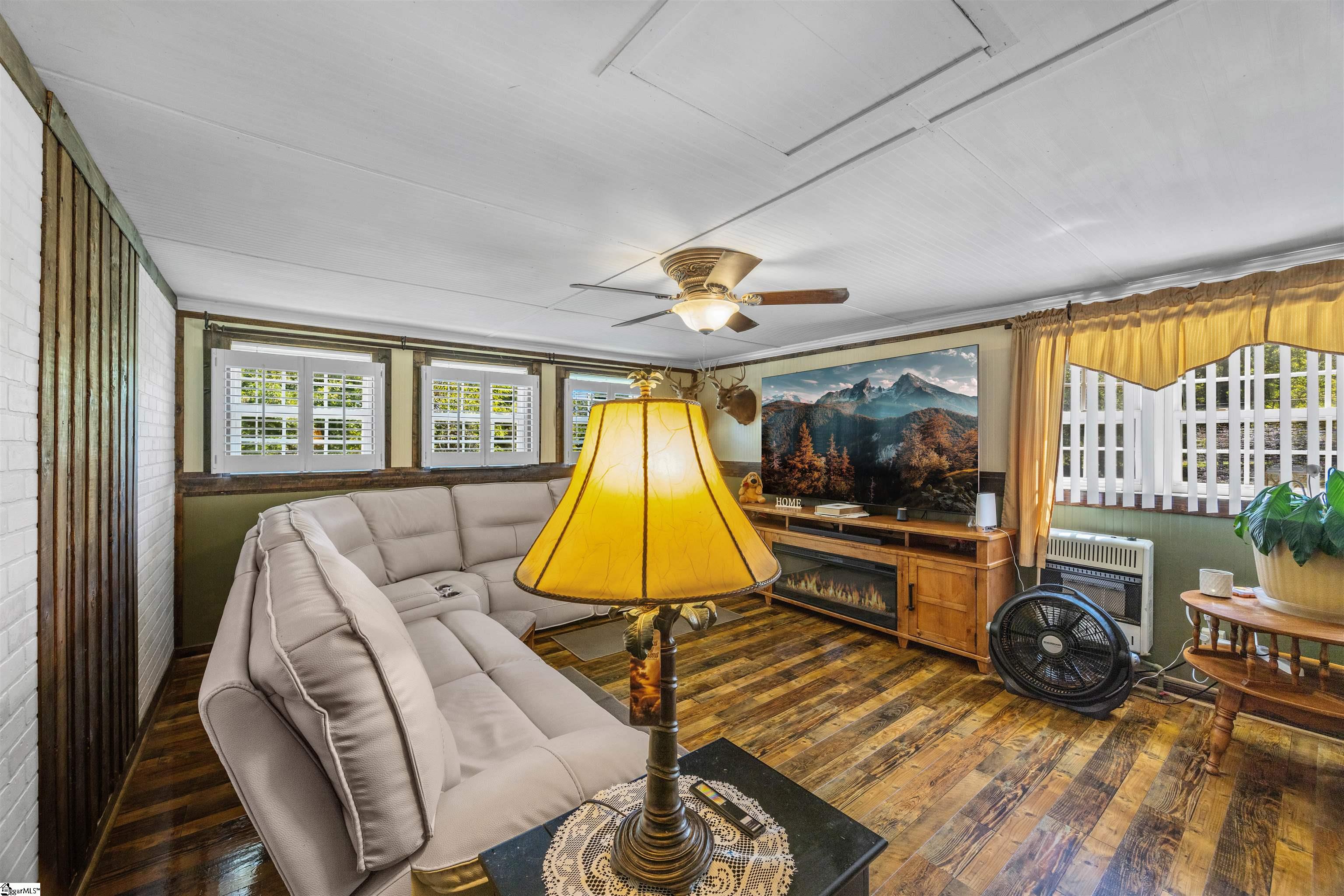 566 Joe Black Road Pelzer, SC 29669 - Photo 18 of 38