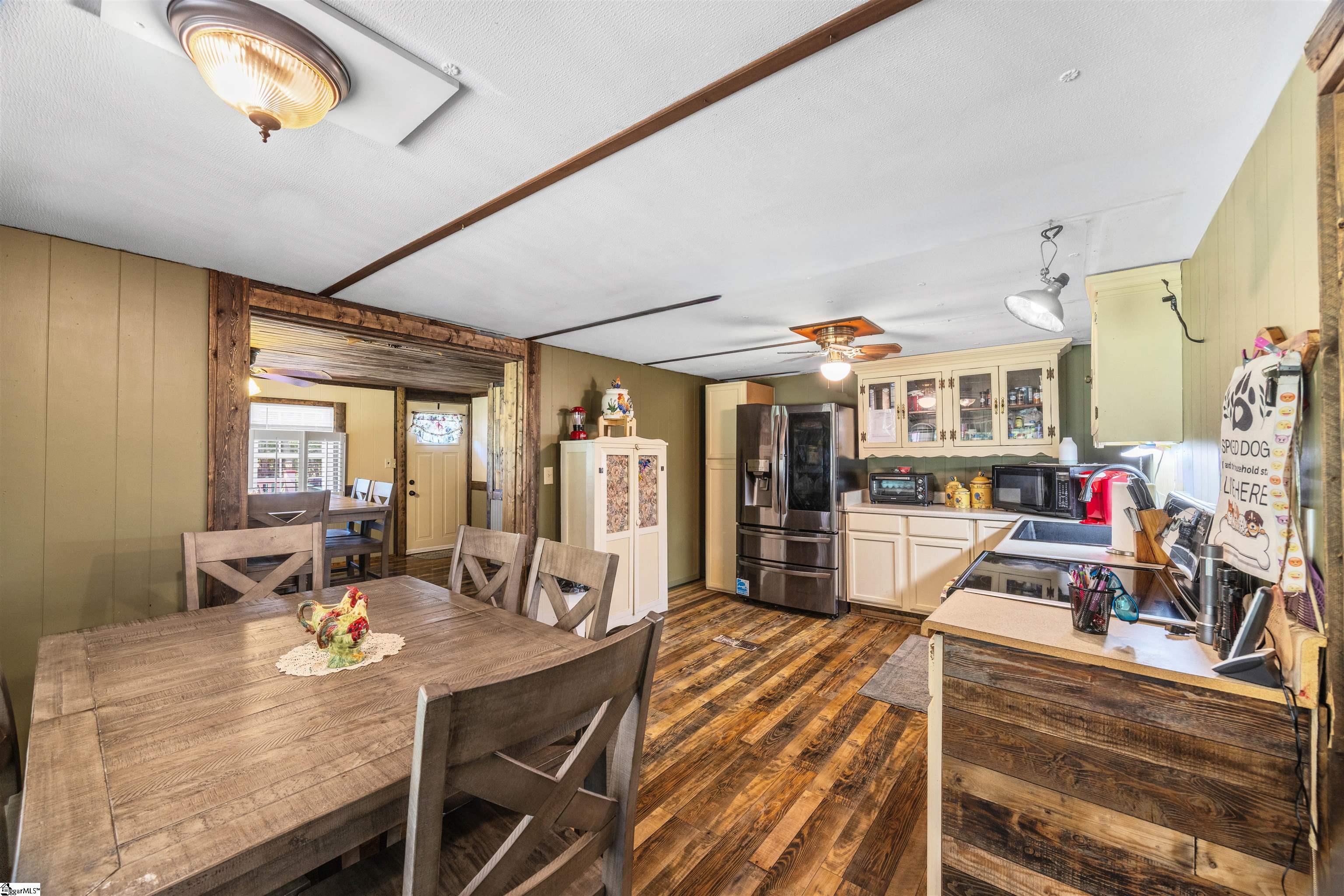 566 Joe Black Road Pelzer, SC 29669 - Photo 8 of 38