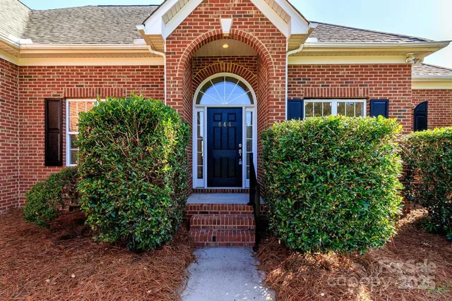 $719,500 | 444 Cottonfield Circle, Waxhaw, NC 28173