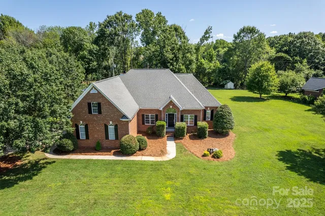$719,500 | 444 Cottonfield Circle, Waxhaw, NC 28173