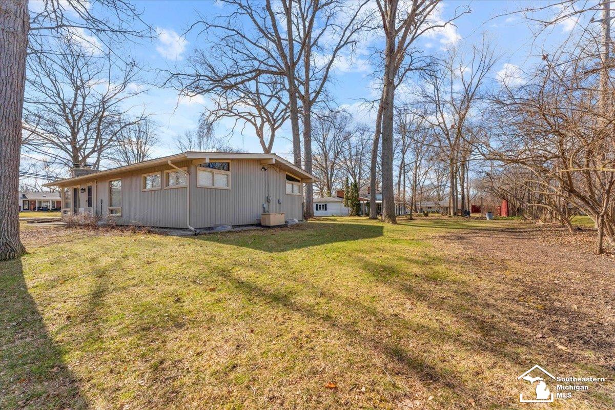 8436 Church Road Grosse Ile, MI 48138 - Photo 23 of 25 Gallery Image 23