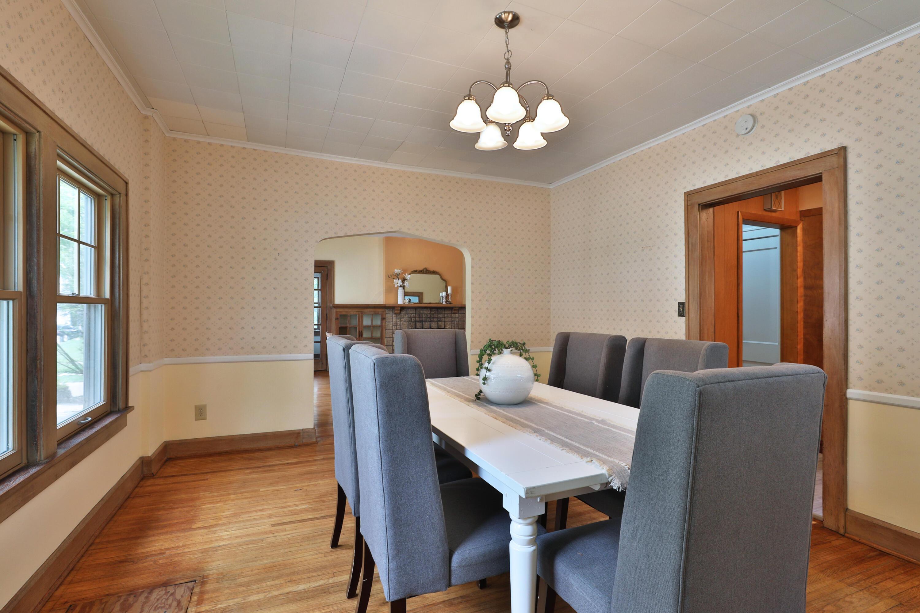 457 Midgard Road Columbus, OH 43202 - Photo 14 of 50 Dining Room