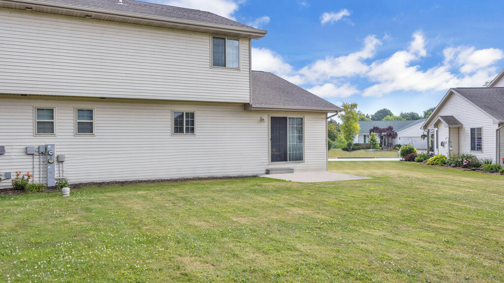 4620 Fox Grove Road Sheboygan, WI 53081 - Photo 30 of 30 Back Patio
