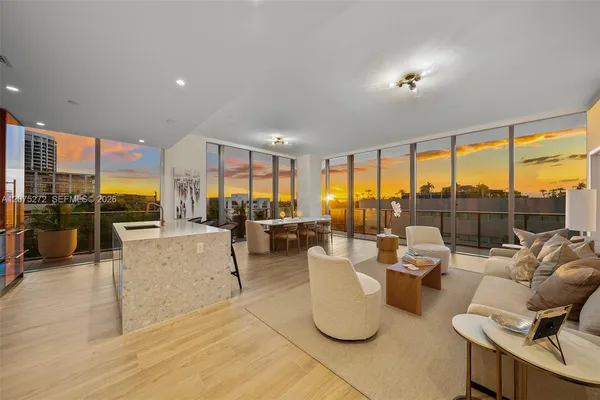 $3,250,000 | 2678 Tigertail Avenue, Unit 401, Miami, FL 33133