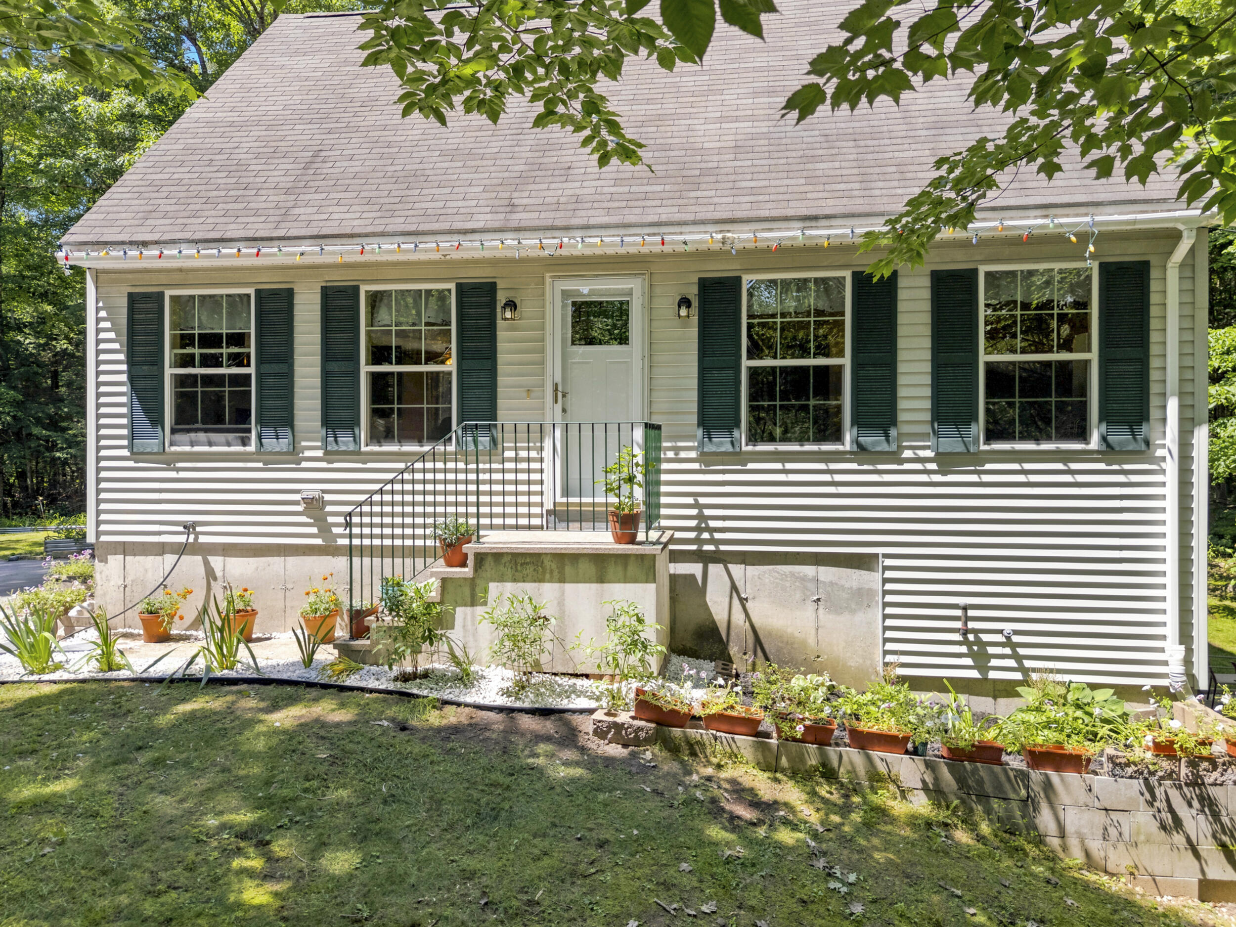 169 Grandview Road Limerick, ME 04048 - Photo 3 of 52 3_169grandview-78