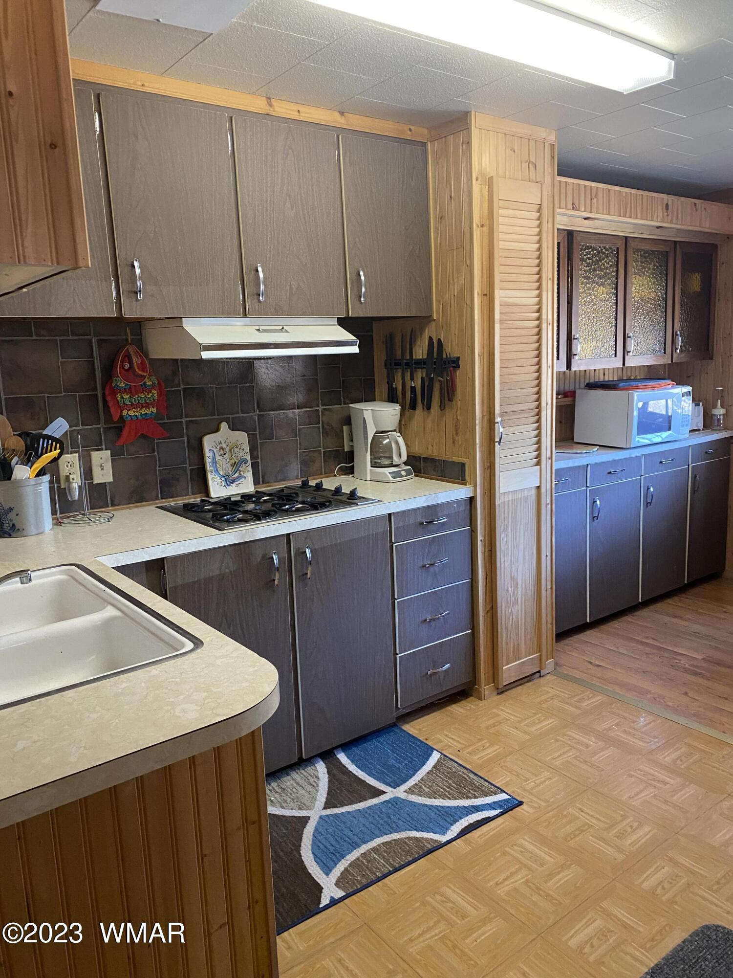 2108 Fishermans Road Overgaard, AZ 85933 - Photo 5 of 29