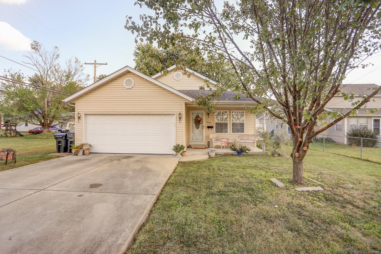 808 Columbia Road Dupo, IL 62239 - Photo 1 of 37 Gallery Image 1