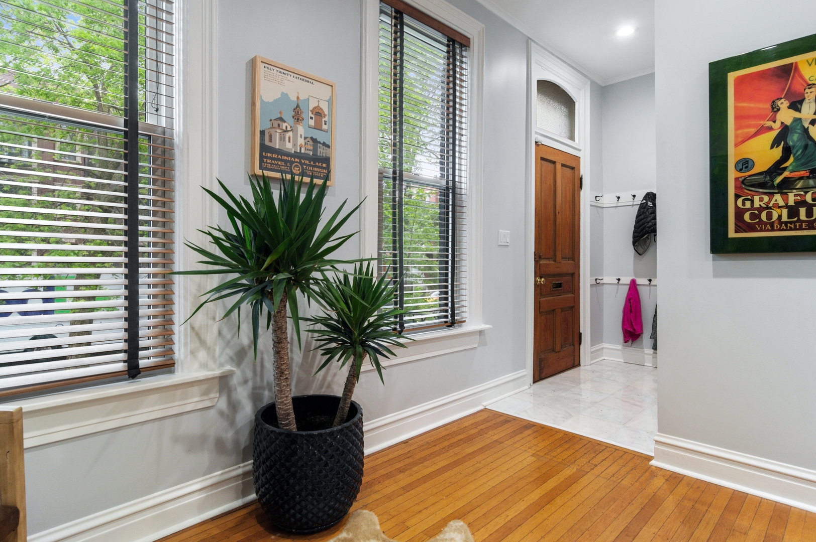 2028 West Rice Street Chicago, IL 60622 - Photo 3 of 35