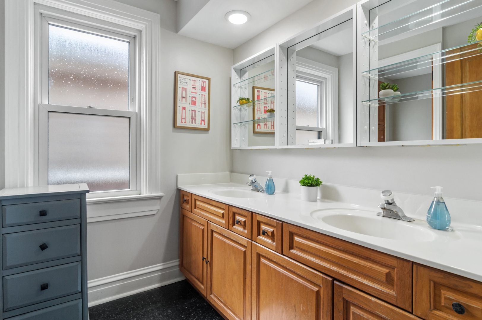 2028 West Rice Street Chicago, IL 60622 - Photo 23 of 35