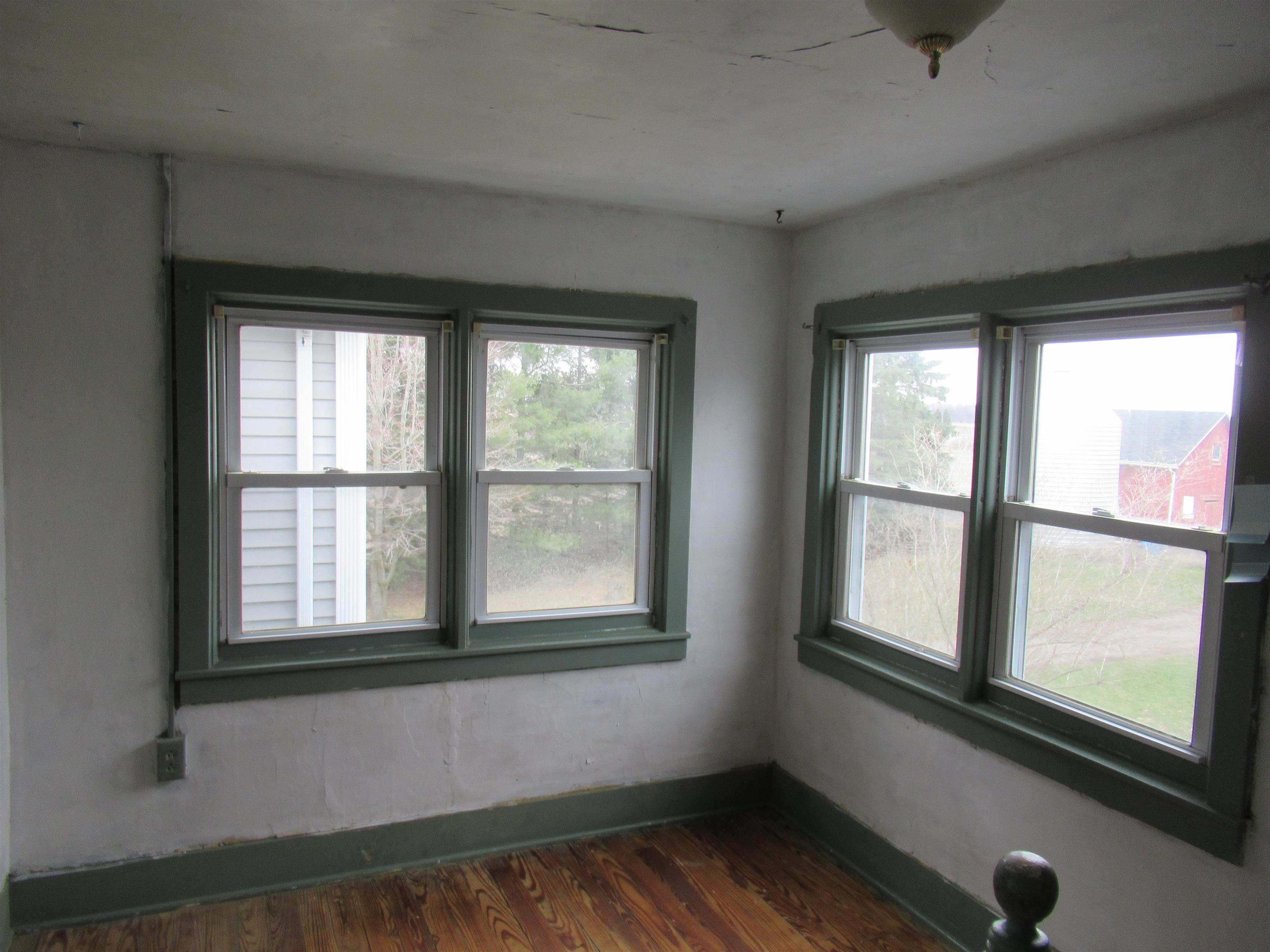 11404 West Mount Morris Road Flushing, MI 48433 - Photo 19 of 33 50104999-18.JPG