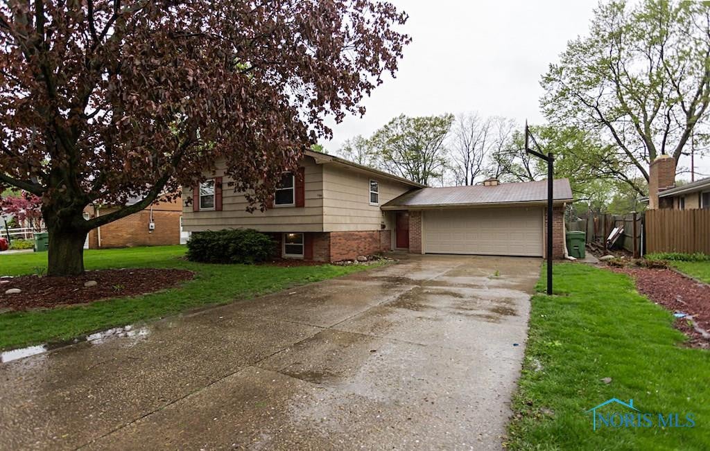 1195 Craig Road Maumee, OH 43537 - Photo 1 of 36 Gallery Image 1