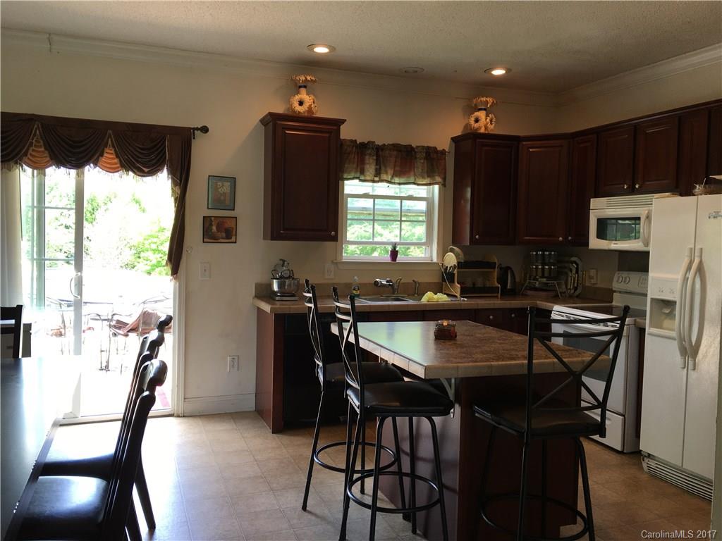 516 Brown Road, Unit 2B Candler, NC 28715 - Photo 18 of 20 Gallery Image 18