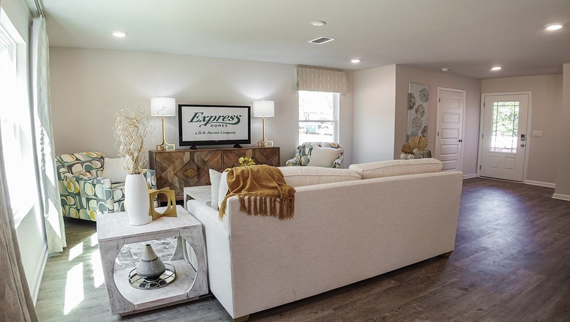 3999 Cottage Farm Road Tallahassee, FL 32311 - Photo 2 of 26