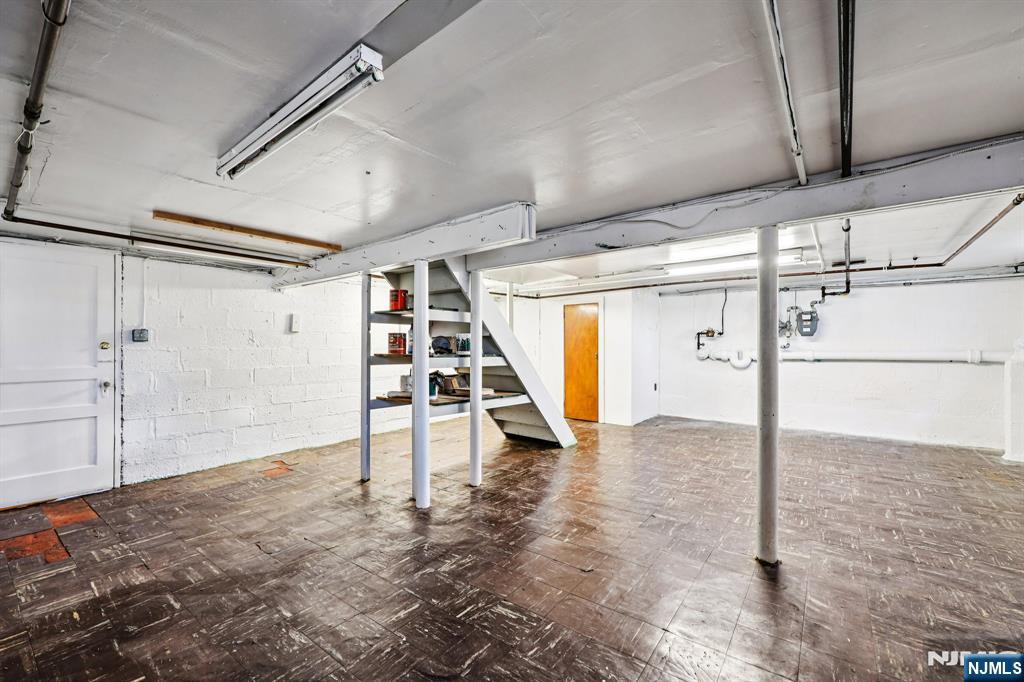 190 Bell Street Belleville, NJ 07109 - Photo 16 of 21