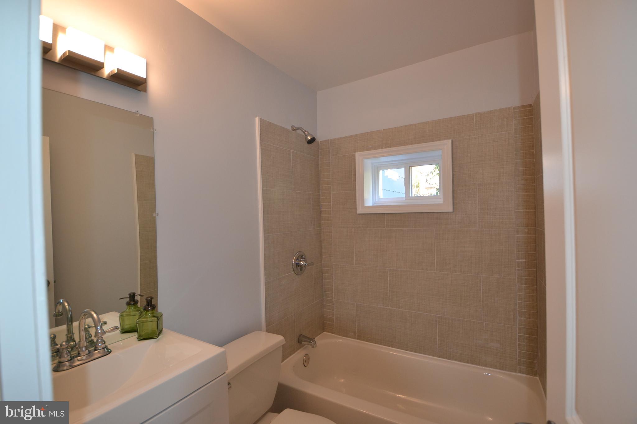 2508 Steele Road Baltimore, MD 21209 - Photo 13 of 25 First floor bathroom